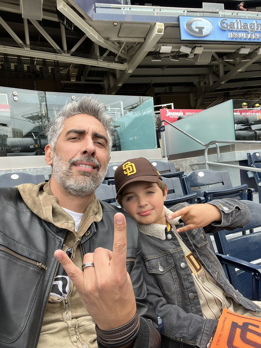 Slam it Diego! #TimeToShine 🤘🏾💀🤘🏾