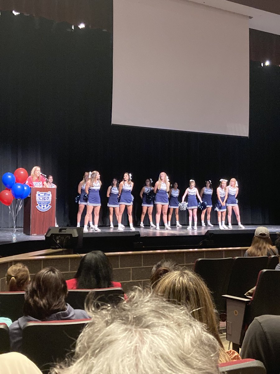 PfISDAthletics's tweet photo. What a GREAT Pep Rally tonight as the Pflugerville community supports the Pflugerville Falcons as they ✈️ to Florida for the National Special Olympics Flag 🏈 tournament! ❤️ me some Falcons !!
#GoBeGreat
#wehyped https://t.co/HmRQu8eWvC