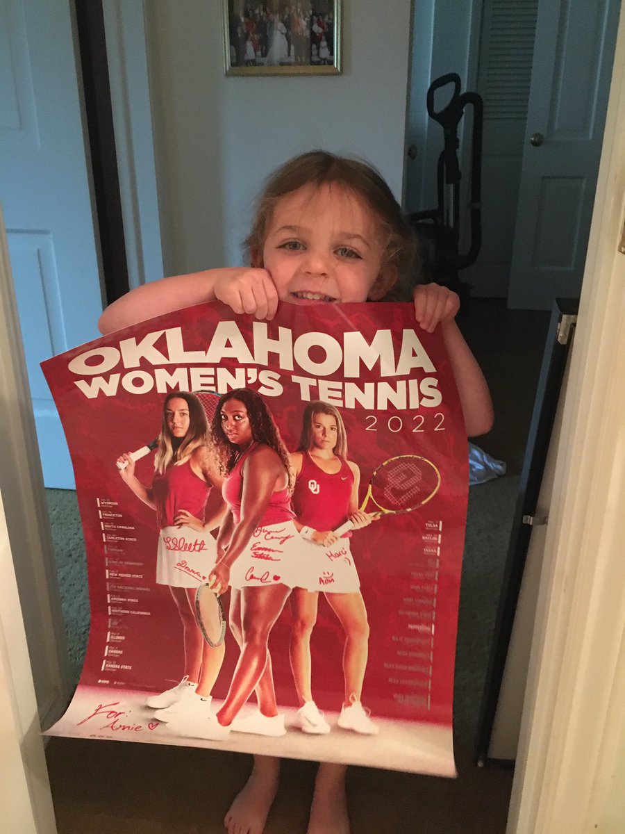 KMillite's tweet photo. So so so proud of this group of young ladies!!  They have been so fun to watch this season…thank you for being such incredible role model to our 3yo daughter, I can only hope she has the same level of grit, fight and love you have displayed this season!! https://t.co/yk1VxwUdh6