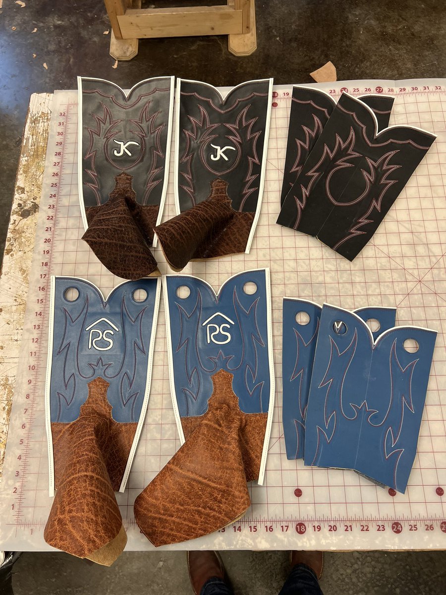 LylesBoots tweet media