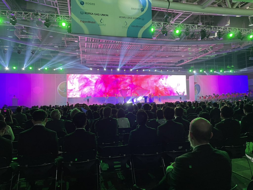 AliceVatin's tweet photo. starting in 3…2…1… #WGC2022 #opening ceremony https://t.co/rcyvyAr8nL