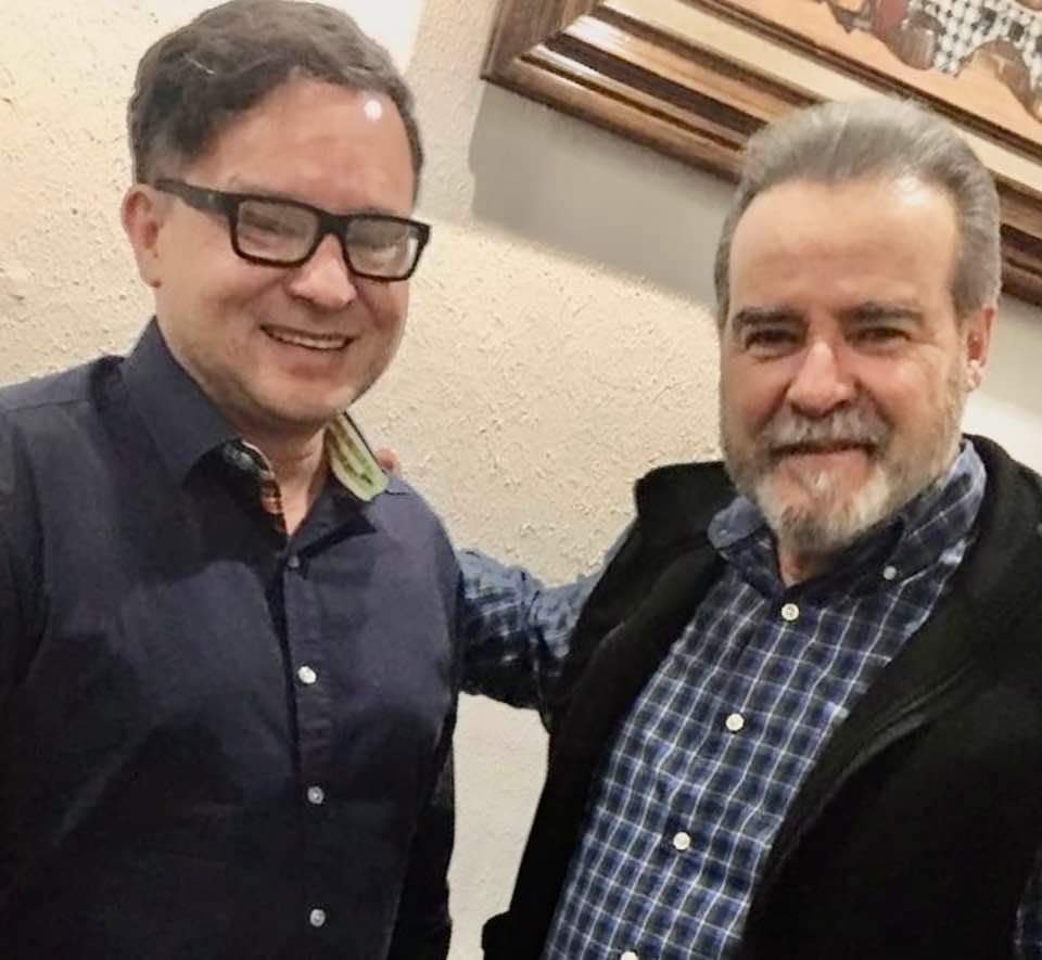 CesarEvora_FC's tweet photo. Invité a cenar a la casa a César Evora.

#FOTOFB #EloyGarzaGonzalez https://t.co/nHYUtUTfAl