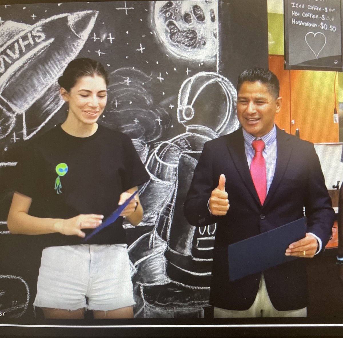 Senior Athlete of the Year. 
Lauryn Schumann. 3 sport athlete - Golf, Basketball, Tennis. ⛳️ 🏀 🎾.