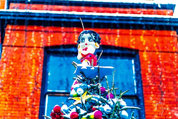 JohnJackPhoto's tweet photo. New artwork for sale! - "Betty Boop Floriana Tree Topper" - https://t.co/IK6dl12IRv @fineartamerica https://t.co/r6rAJqRuG5