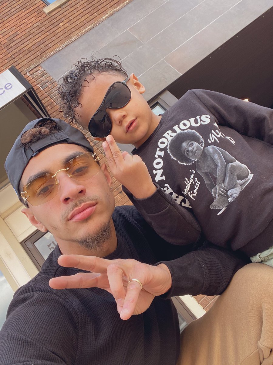 RMoney03's tweet photo. My first love happens to be my mini me 💪🏽❤️ https://t.co/xqMSAMawIH