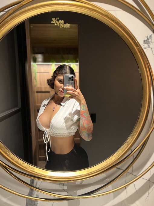 Marcela Guzman Z’s pics and videos