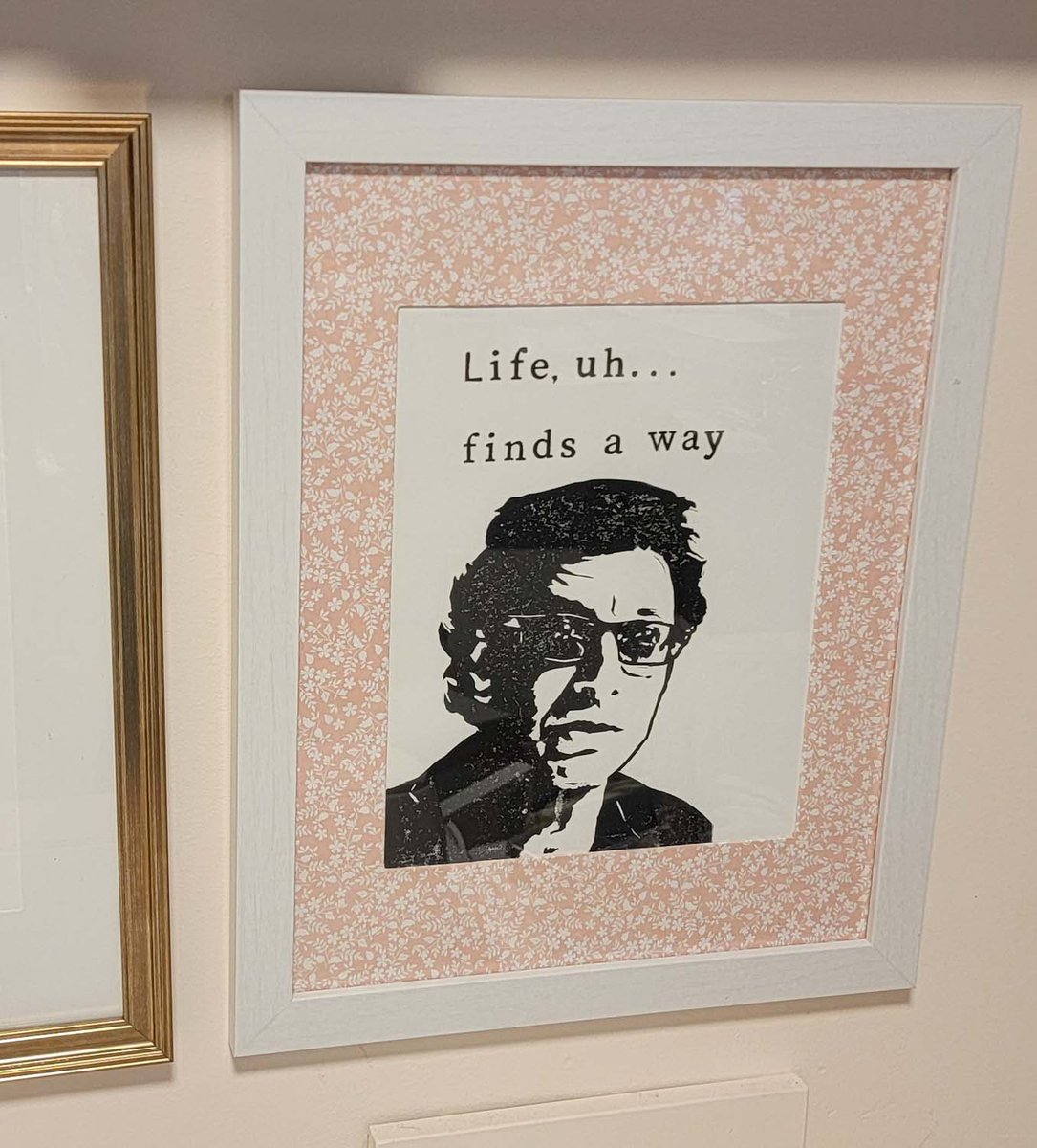 alicehuzar's tweet image. Please enjoy my most recent art purchase, by the phenomenally talented @BustedButton