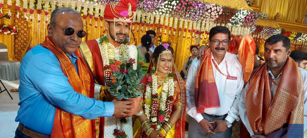 venupnair_nrmu's tweet photo. On date 22.05.22 ... Telengana (Secenderabad)...🙏🚩🚩🚩🚩 https://t.co/j6ukMoMeuO