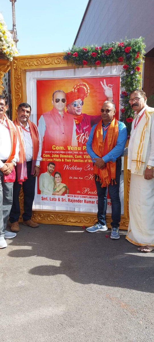 venupnair_nrmu's tweet photo. On date 22.05.22 ... Telengana (Secenderabad)...🙏🚩🚩🚩🚩 https://t.co/j6ukMoMeuO