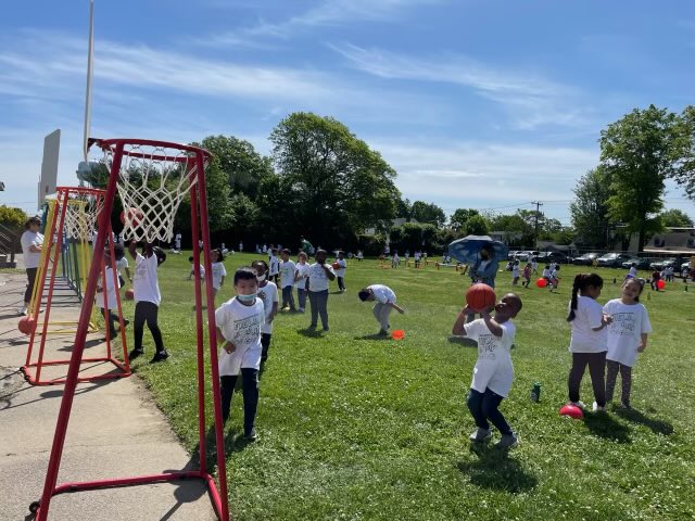 Dryden Street School/ Field Day