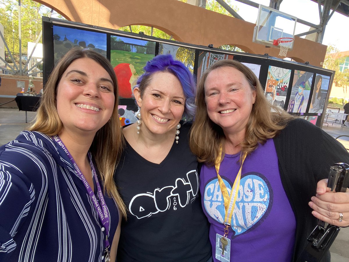 Great Art show hosted by Ms. Arroyo! Great seeing so many students and parents at tonight’s event!