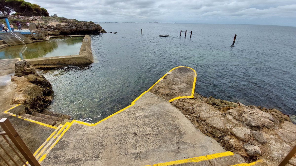 pfwaus's tweet photo. The ocean swimming pool at #Edithburgh on the #YorkePeninsula #SouthAustralia #Australia #travel 😷 #TravelOz https://t.co/r2CZY5cCfr