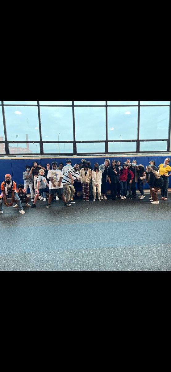 ConflictResKC's tweet photo. Final day of Conflict Resolution Workshops at Lincoln Middle @kcpublicschools Think they had fun? https://t.co/d1MRwqtaEu