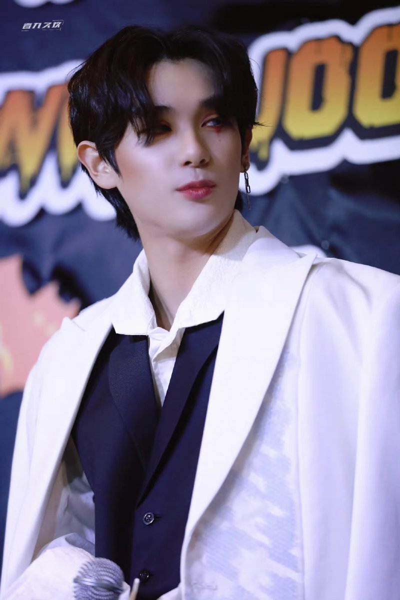 knifeDao_'s tweet photo. The child's name is Demon Kangkang
It's based on nine's Halloween event styling.🎃
Now on sale (no profit)
If you like please don't miss it🥰
@naninenai99
#NinesArtGallery #นายท่านกรชิต
#高卿尘 #Nine #INTO1NINE
#GaoQingChen #littlenine https://t.co/CpVLjZ5GT7
