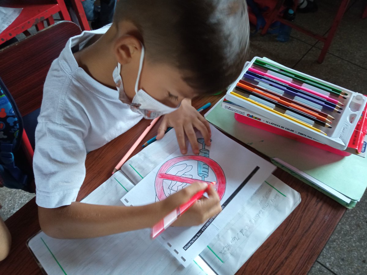 EB_SIMONBOLIVAR's tweet photo. Hoy 23/05/22   Día Nacional de la Prevención Escolar del VIH/SIDA y ETS. En la @EB_SIMONBOLIVAR @gestiondelries2 @MPPEDUCACION @charlychaves @Crazet2011 @PdeSimonbolivar @ZonaEducTachira @clifpsc @CLIFPMTACHIRA @_LaAvanzadora https://t.co/ukW3D3Y8YG
