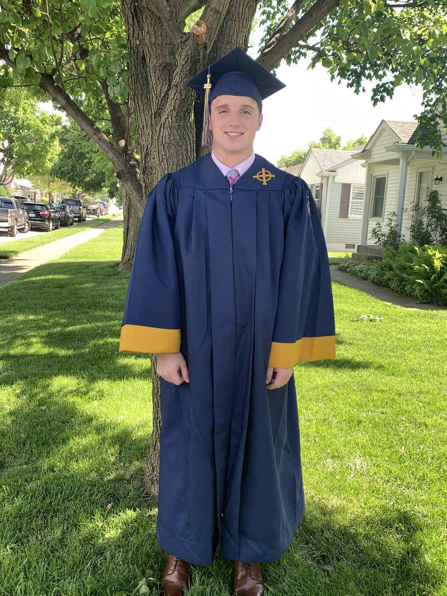 PromoJessi's tweet photo. Took the long way around, but finished where we started. Proud of you. ❤️@CrookeGavin #Classof2022 @GoCathedral https://t.co/fnGV0aLjaF