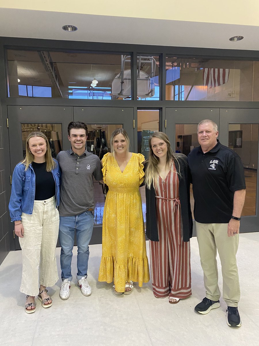 LSEGirls_Soccer's tweet photo. That’s a wrap on the most fun, epic, loving, and full-of-hugs seasons I’ve ever had coaching soccer. 2022 Banquet is complete &amp; it was emotional! Thank u to our seniors Maggie,Tayah,Jaydah,Cadence, Corynne,Rachel &amp; Eliana. Your impact will carry on💛🖤⚽️⚔️ #FamilyForever #KP https://t.co/CqQZueue7Z