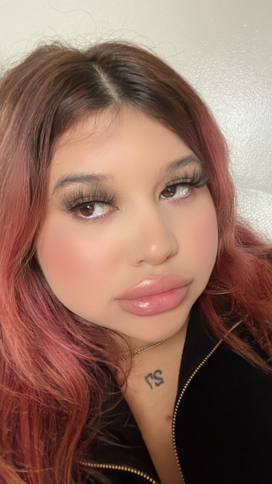 1 pic. Before I masterbate 

& After I masterbate ? https://t.co/j5fFGdwGmU