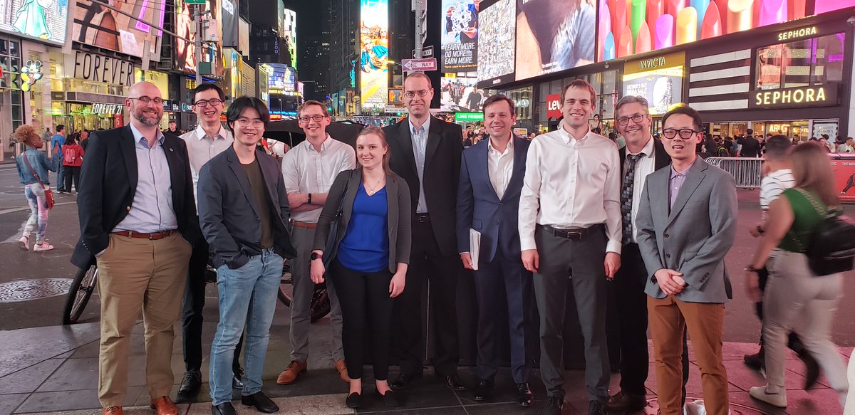 gwhuber2's tweet photo. Hanging out at Time Square with former @UWMadCBE catalysis members @NAM27NACS. (@BallMaddie, @hermansgroup) #NAM27. https://t.co/Fqz48LOIEO