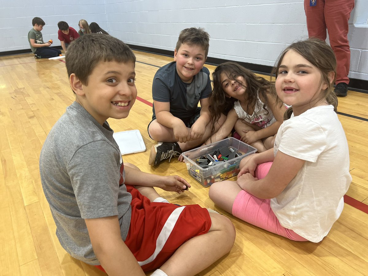 FamousinThird's tweet photo. Lots of fun building and racing Lego cars with the SEE Science Center! Great team building fun after a morning of testing! https://t.co/0L7Z8FU7x3