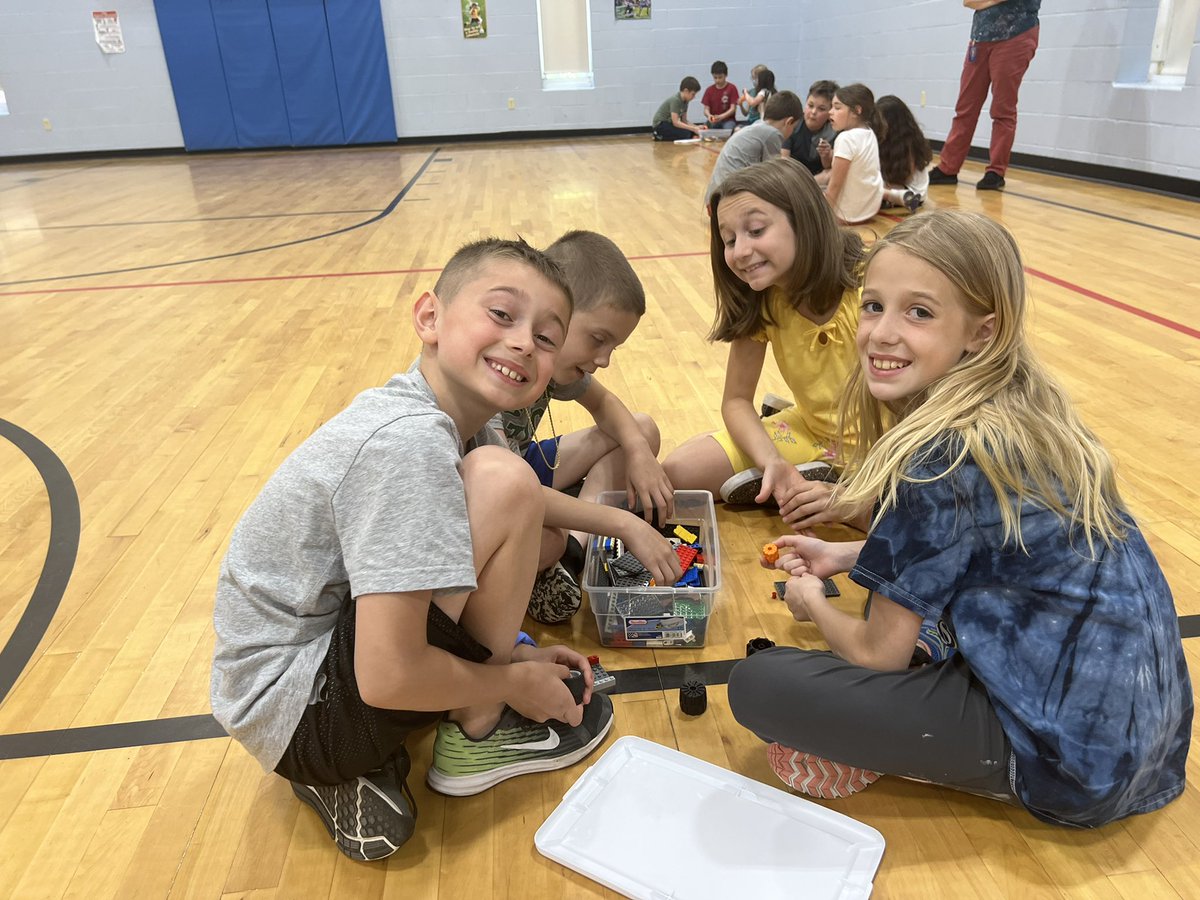 FamousinThird's tweet photo. Lots of fun building and racing Lego cars with the SEE Science Center! Great team building fun after a morning of testing! https://t.co/0L7Z8FU7x3