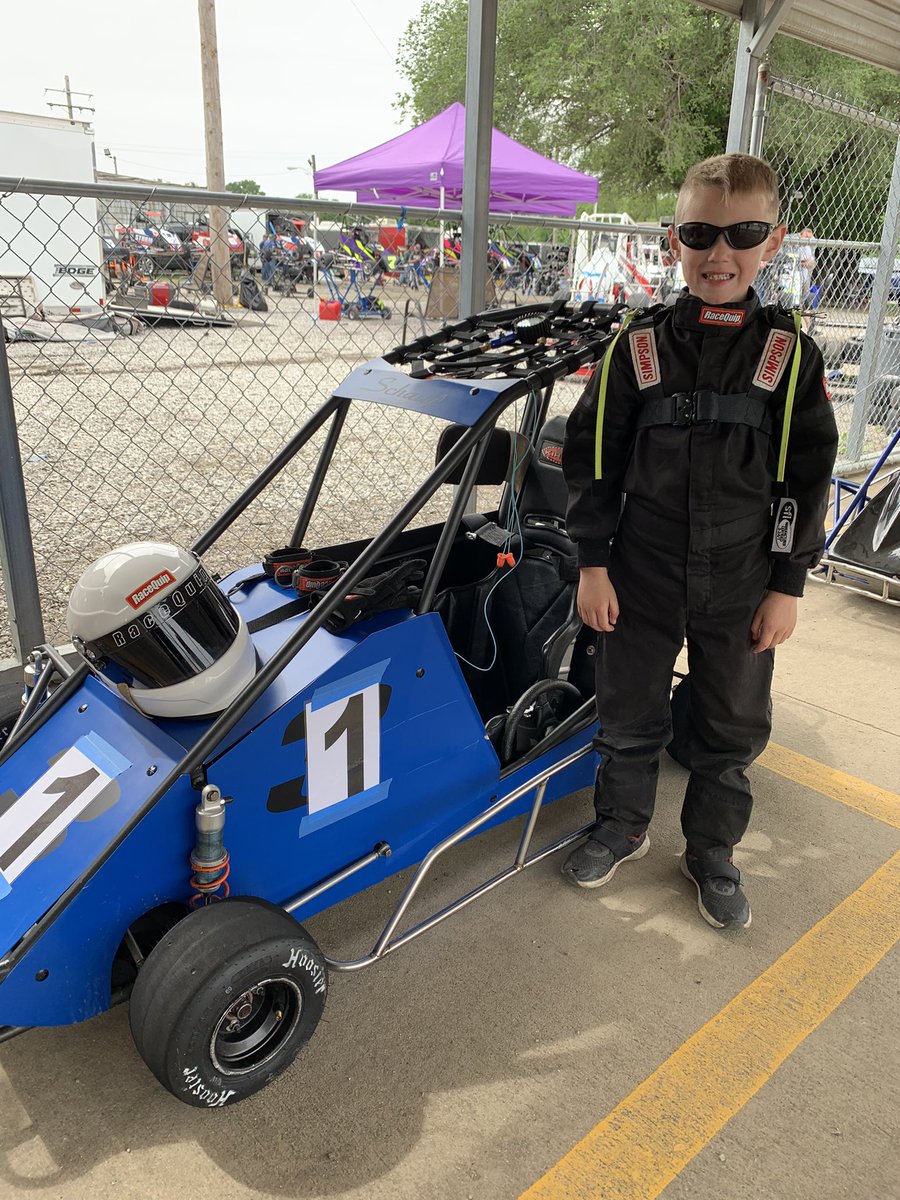 TeamSchauf's tweet photo. We raced the Midwest Lightning .25 Midget Series Regional at MSLQMRA this weekend. Finished 1st in the heat &amp; 2nd in the feature. Next up is @USACNation National June 2-5. Thanks for all the support @pappyspitstop @SuperCleanTeam @BlasterProducts @mittlerbros #quartermidget https://t.co/OoskOqMigx
