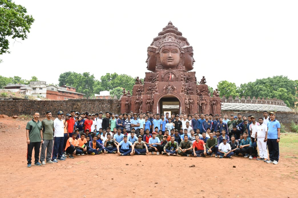 3321_kanishk's tweet photo. #NCCAdventure
Amarkantak Trek Camp-1   held on behalf of HQ DG NCC by 2MP Girls Bn/Jabalpur Gp/ MP&amp;CG Dte for Cdts of MP&amp;CG, PHHP&amp;CH, Rajasthan,  B&amp;J and Mah Dtes. Few glimpses of the same. 
@HQ_DG_NCC
@drajaykumar_ias
@PRODefNgp https://t.co/UfrwX7FheL