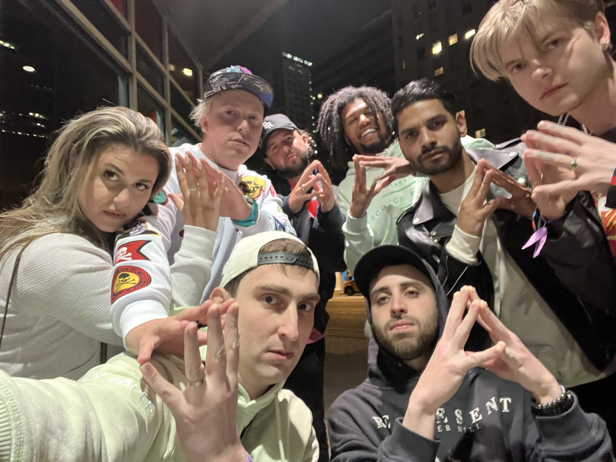 Mike Angel 🇸🇻 tweet media