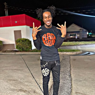 MRGETBACK300's tweet photo. #NewProfilePic https://t.co/I1u2hyWL1d