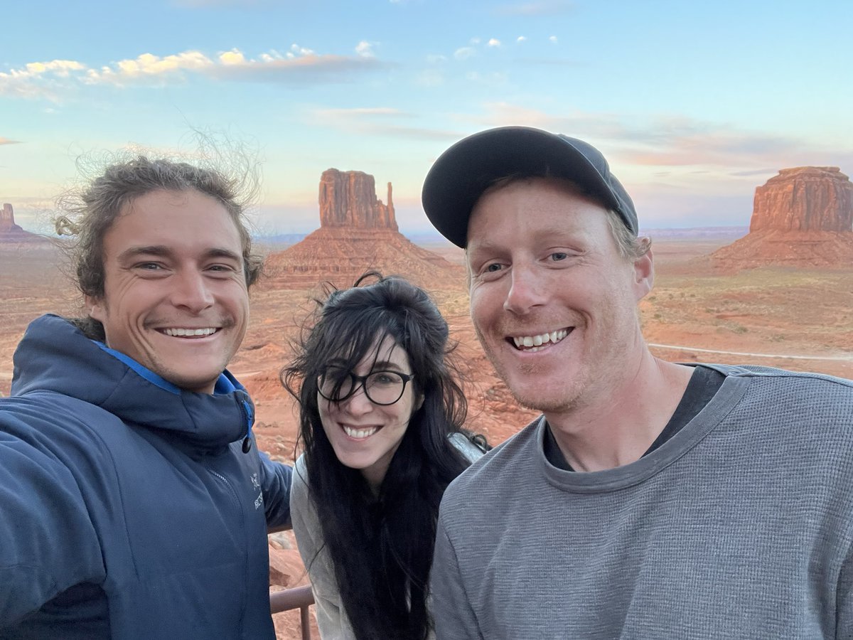 Bumping into Twitter and NFT friends in real life in epic places. 🤙