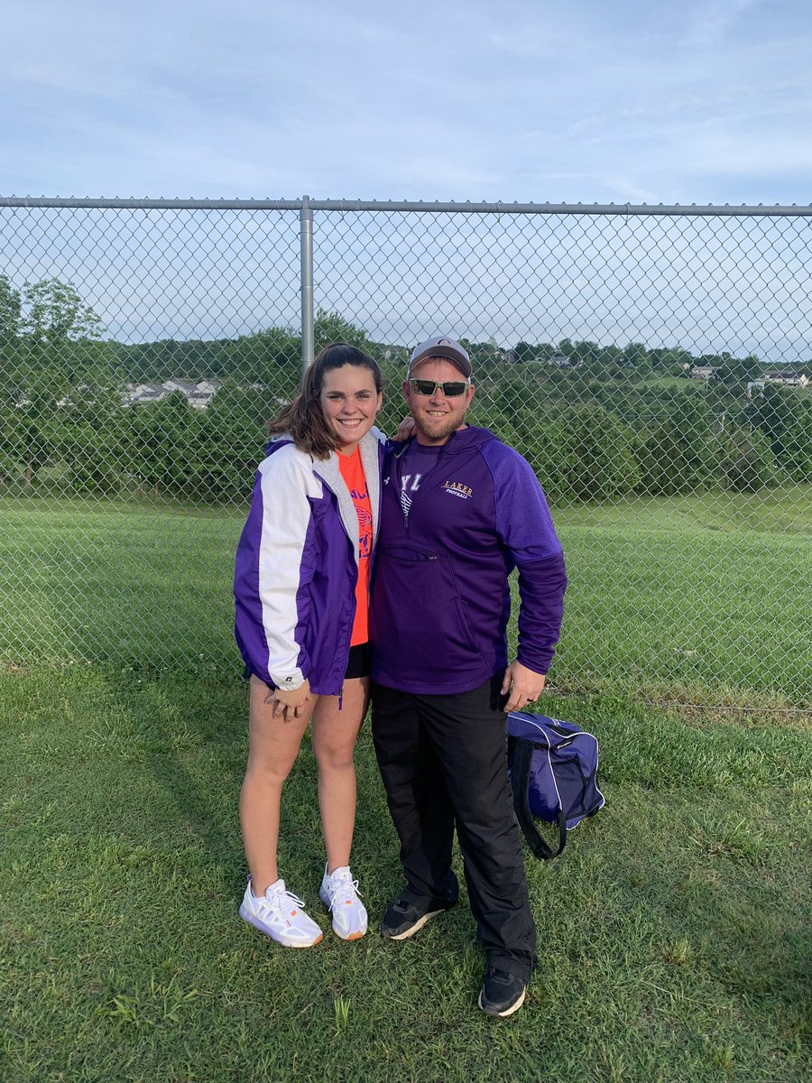 gordoc01's tweet photo. Congrats Lexi Dickerson moving on to state in the discus!! Let’s go girl!! https://t.co/FCjNT7ulOR