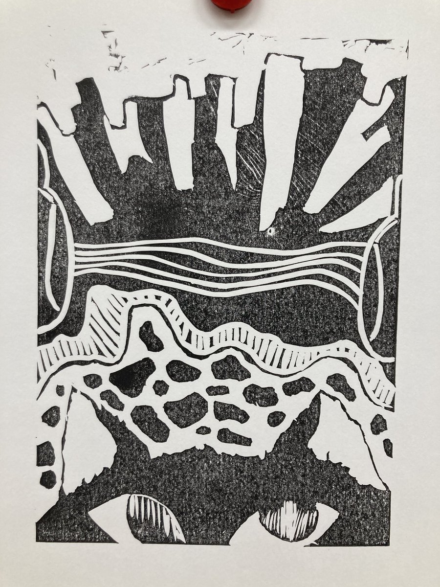 I love carving and printing 😊<a href="/GSISKorea/">GSIS | Gyeonggi Suwon International School</a> #KnightsRoK #YouKnighted #IBclassroom