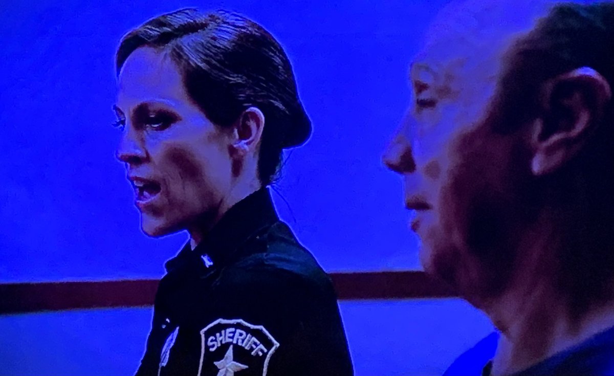 SOAMediaAddicts's tweet photo. How was it to direct these three @Theorossi @annabethgish #DaytonCallie powerhouses @ChiefRocka77 ? β€οΈβ€οΈ #SOA #ReaperReviews #CharlesMurrayAppreciationWeek https://t.co/hS4Cok4lfz