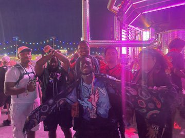 🦋EDM Shinobu🦋 tweet media