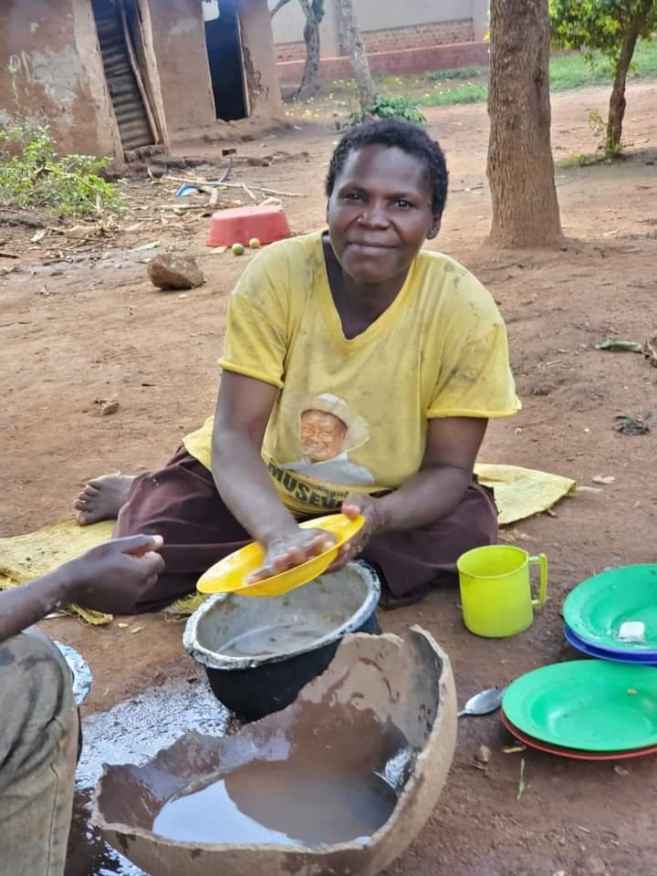 ugsanz's tweet photo. The #currentgovernment of Uganda in one picture👇👇 https://t.co/tDAvdxwIeX