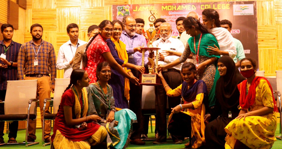 JamalCollege's tweet photo. JAMATICS 2022 - WINNER SHIELD TO LADY DOAK COLLEGE, MADURAI TEAM
#jmc #jmctrichy #trichyjmc #jmcalumni #jamal #jamatics2k22 #Maths #jmcmaths https://t.co/IE4d1di2yk