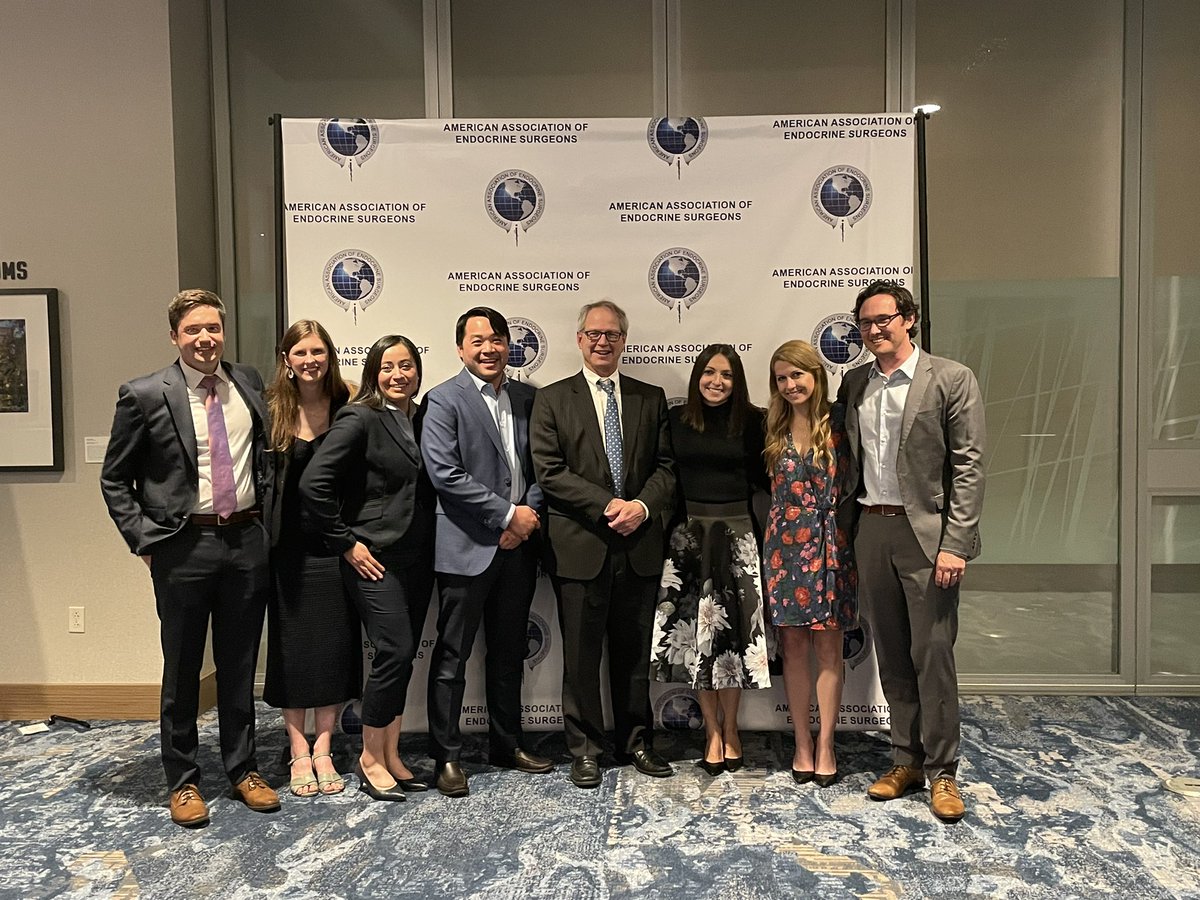Cornell family ❤️#aaes2022 <a href="/FinnertyMD/">BrendanFinnertyMD</a> <a href="/tjf3endosurg/">Thomas Fahey</a> <a href="/minervies/">Dr Minerva</a> <a href="/TUllmannMD/">Timothy Ullmann, MD</a>