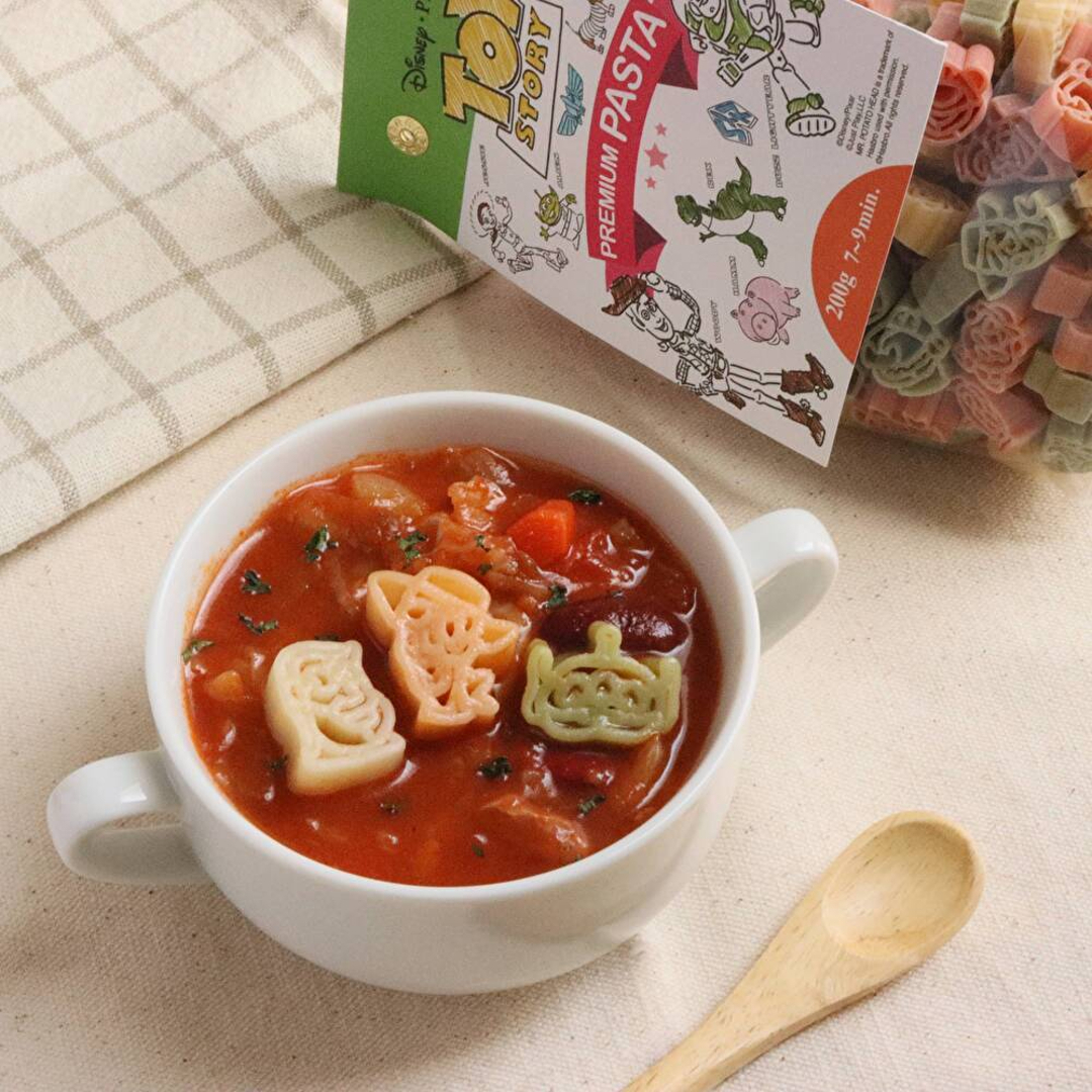 ショップディズニー イタリア ダラコスタ社製の ディズニー パスタに新作が登場 ウッディ バズ エイリアン トイストーリー のキャラクターの形をした可愛いショートパスタ パスタソースと合わせるほか サラダやグラタン スープの具の