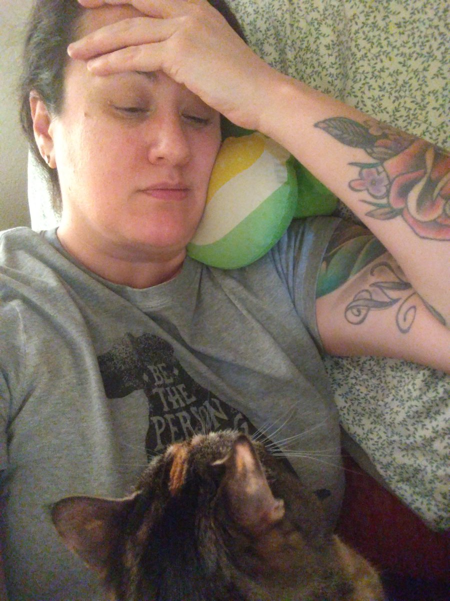 KaimanaKairi's tweet photo. Fatigue and headache is a huge part of #Sjogrens and #Lupus, and #spinalarthritis really gives it a kick! Thankfully, my Artemis is always a willing cuddle partner when I need to lay down. After a long stream, it's nice to stretch and rest my back, and it's completely worth it! https://t.co/lOejAhtC1R
