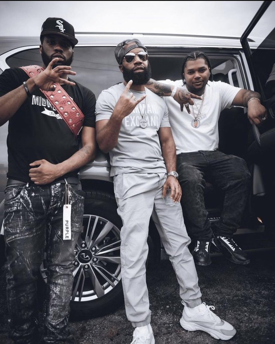 Dope Look for the #NMWM Congratulations ⁦<a href="/foe_tru/">Tha Solid One 🤲🏾IV</a>⁩