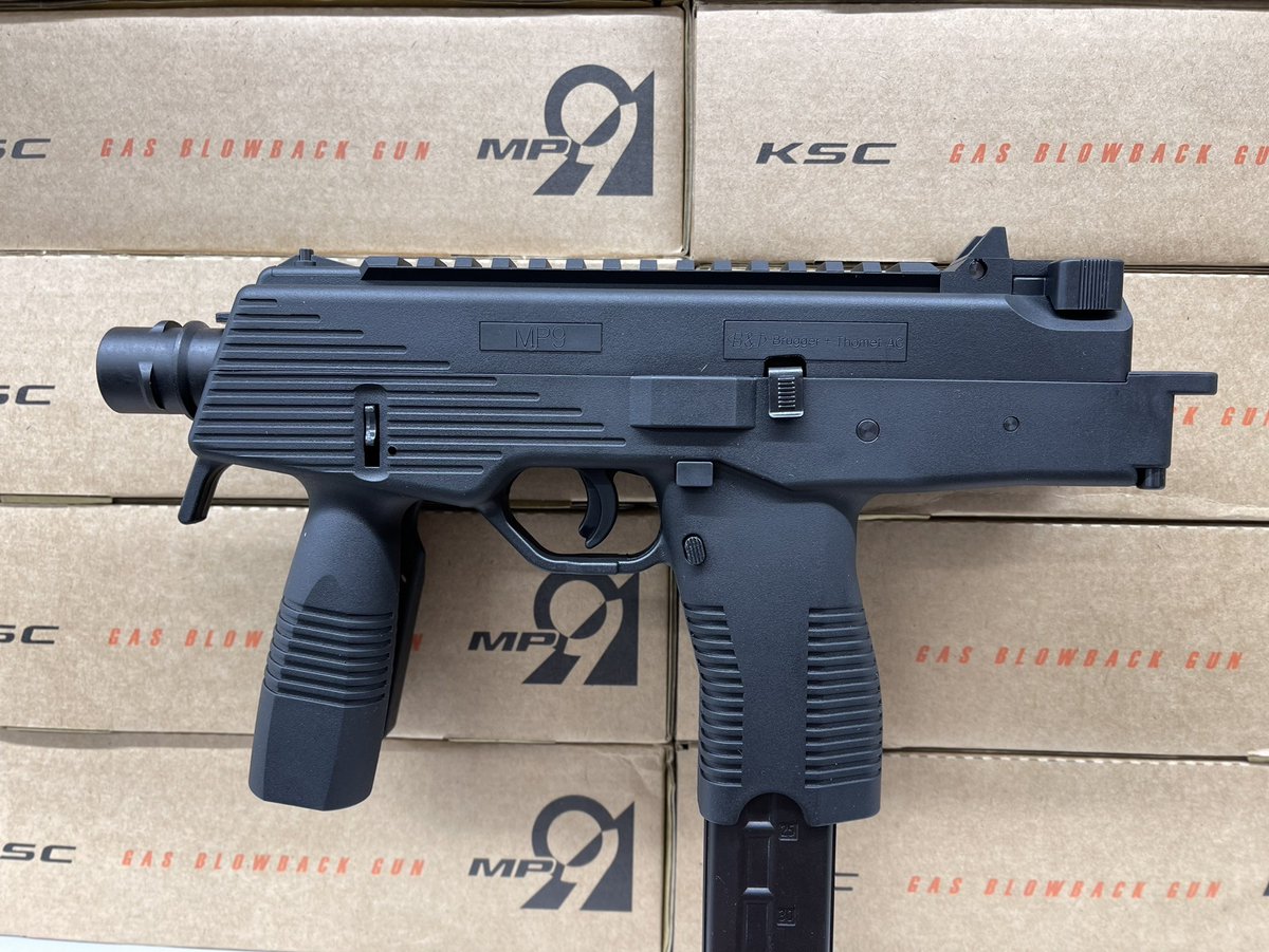 KSC　MP9　ガスブローバック KSC】MP9 ガスブローバック・低いサイトラインと機能美・サブ