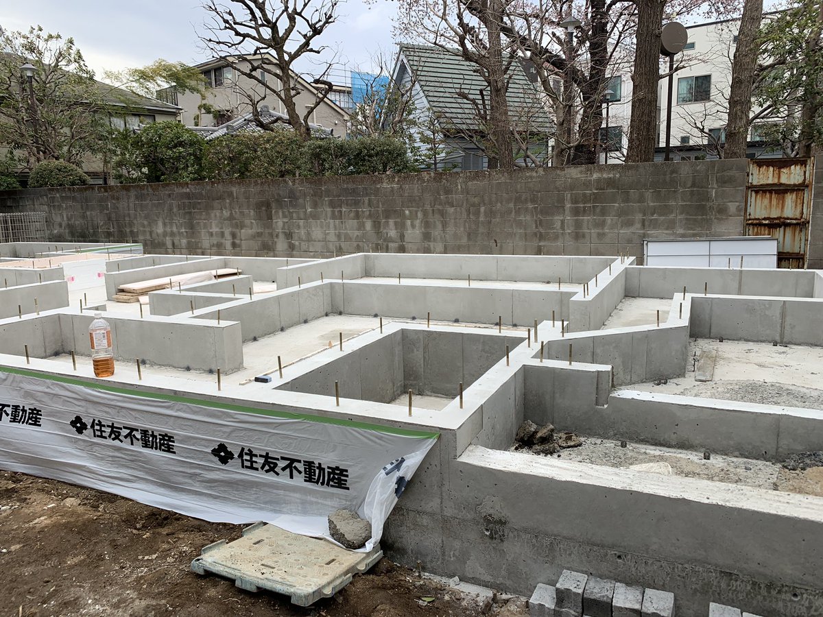 maaboo1127's tweet photo. 住宅基礎工事　従業員募集
実力次第で随時昇給
問い合わせ宜しくお願いします https://t.co/0udgsZ8HFW