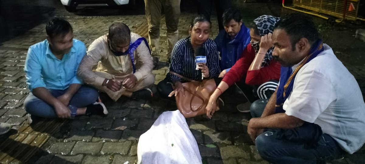 Gautamp98544265's tweet photo. we want justice...🤚
#justiceforsangita https://t.co/EKUDhqfW4n