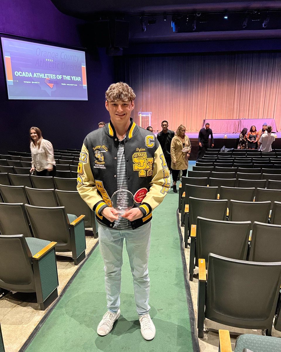 SunnyHillsAD's tweet photo. Dylan Lawson #FreewayLeague Offensive MVP in Football, League MVP in basketball, League Male Athlete of the Year, Orange County Athletic Director’s Association Male Athlete of Character Award Winner for Sunny Hills Future University of San Diego Torero football player! @fjuhsd https://t.co/U4kaZQakKW