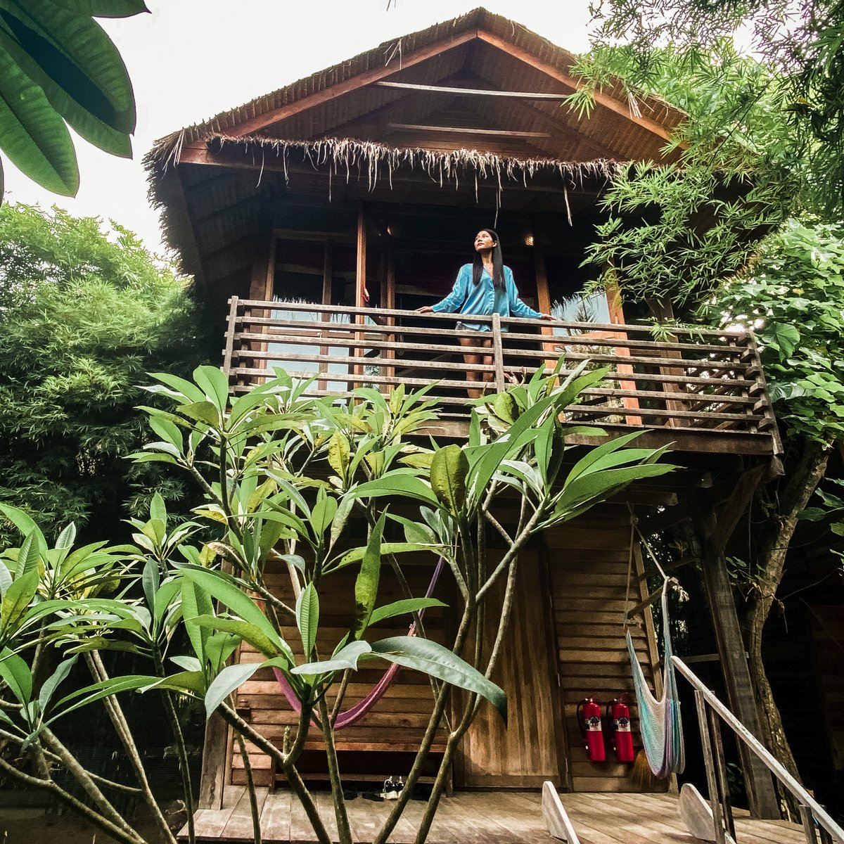 anapaht_'s tweet photo. #รีวิวหลีเป๊ะ ที่พักหลักร้อยไม่เกินจริงโปรห้องละ 695 นอนได้ 3 คนเหลือคนละ 232 บาท Castaway ห้องพัดลม บ้าน 2 ชั้นห้องน้ำแบบโนซีเคร็ท ที่พ���กติดหาดซันไรส์ มีบาร์ร้านอาหาร สอนดำน้ำด้วย 
#maiubaan #รีวิวที่พัก https://t.co/K7T0BiZJ5S