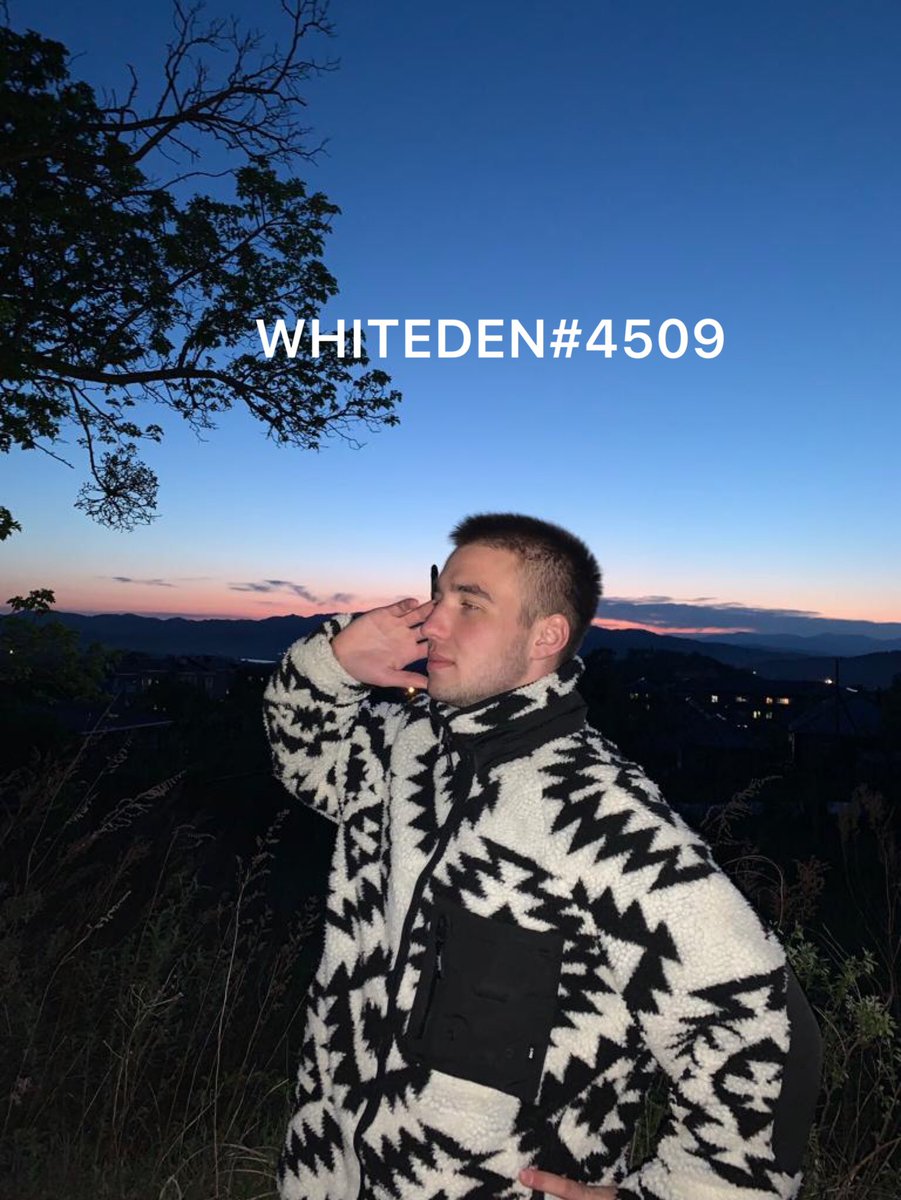 WhiteDen2002's tweet photo. #LonelyPopFashion Napoleon went hunting 😂😂lmao @LonelyPopNFT @0x0b5 @rei_0xstudio @0xsoupnft @0xstudio https://t.co/bolR4ntuOw