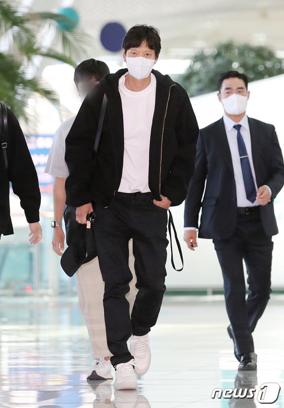 칸 출국 강동원