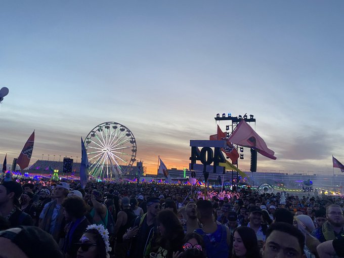 look how many people were at bass pod at 8pm for @levelupdub 🥺 https://t.co/qXqW1FfiEO