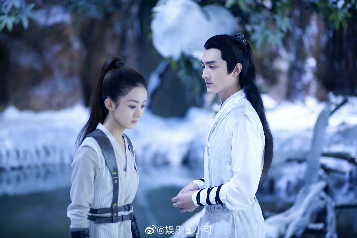narakku_pooh's tweet photo. ในที่สุด จ้าวลี่อิง-หลินเกิงซิน รอภาพฟิตติ้งพระ-นางออกมาก่อน แต่อฟชประกาศแล้วก็ 100% แล้วเนอะ ดีใจมาก😭😭❤❤❤❤

#ปฐพีไร้พ่าย #与凤行
#林更新 #赵丽颖
#LinGengxin #ZhaoLiying
#หลินเกิงซิน #จ้าวลี่อิง https://t.co/KKaQXDvbpX