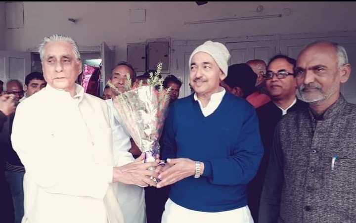 adarsh_pandey02's tweet photo. शिवहर के पूर्व विधायक हमलोगों के अविभावक #चाचा_श्री__________ #अजित_कुमार_झा_जी को #जन्मदिवस की हार्दिक शुभकामनाएं।
           🎉🎊 
@NavnitKumarJDU @RakeshJhaBJP https://t.co/zpe21PzX53